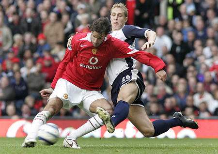 利落的射门 利落的射门